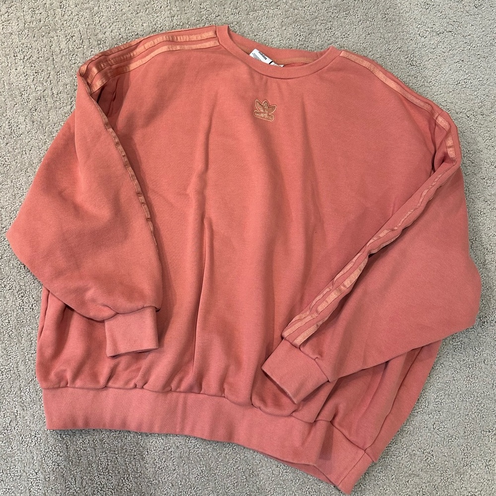 Oversized adidas crewneck